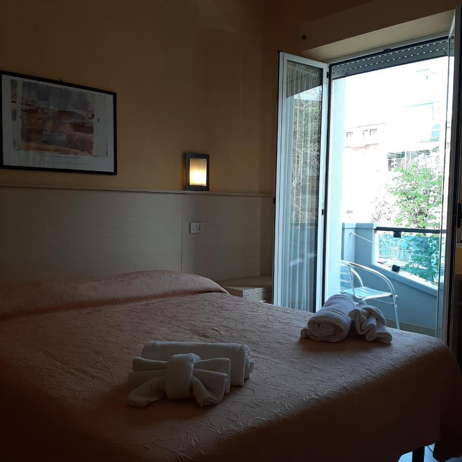 Hotel Originale By Alehotels 리미니 외부 사진